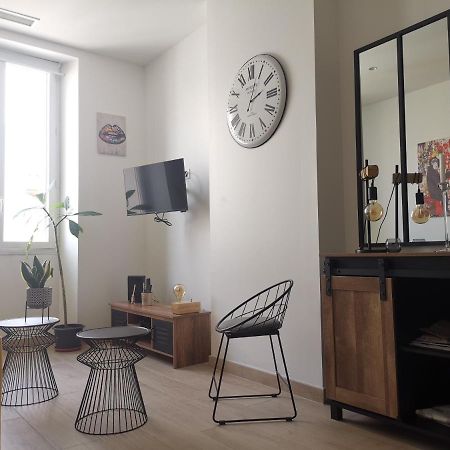 60M² Avec Vue Sur Le Vieux Port... Apartment Marseille Bagian luar foto